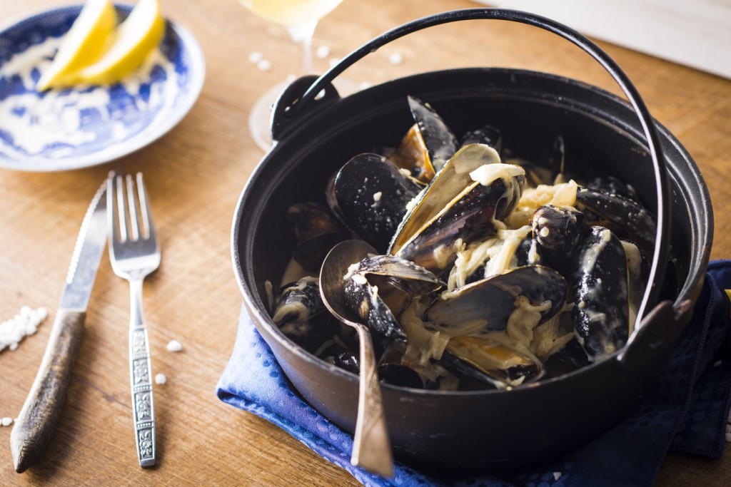 Mussel Casserole With Maple Wine And Blue Cheese