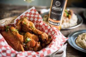 ailes-dinde-cabane-a-a-pommes-labranche